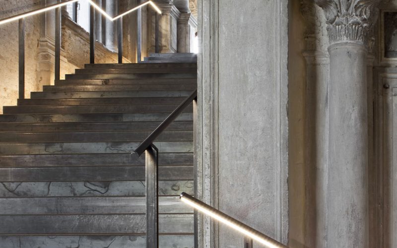 Misericordia-scale-luci